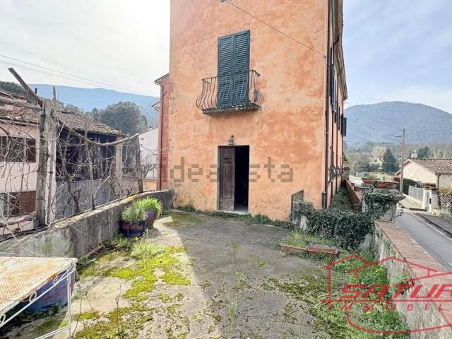 Appartamento in vendita di 70 m² in Via di Cerasomma