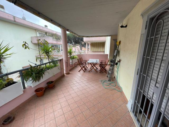 Appartamento in vendita di 70 m² in Via di Ponte Ladrone
