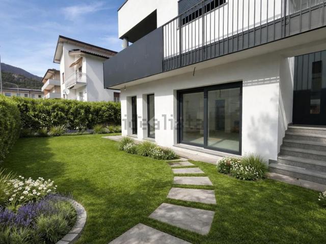 Appartamento in vendita di 70 m² in Via Divisione Osoppo, 5