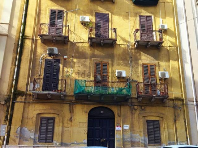 Appartamento in vendita di 70 m² in Via Domenico Acclavio, 86