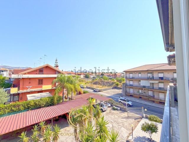 Appartamento in vendita di 70 m² in Via Federico II D&apos Aragona