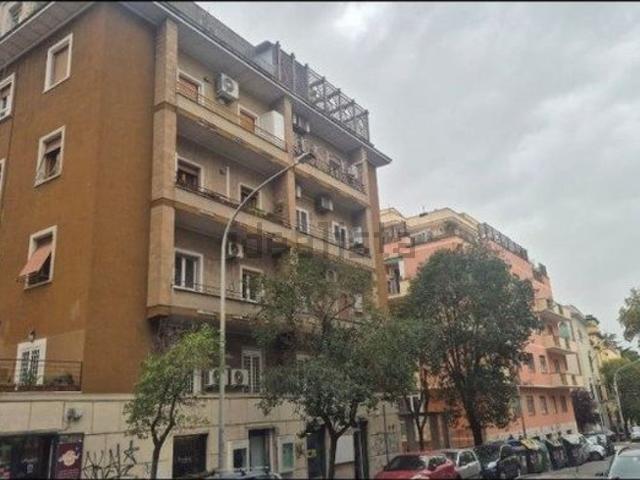Appartamento in vendita di 70 m² in Via Fratelli Bonnet