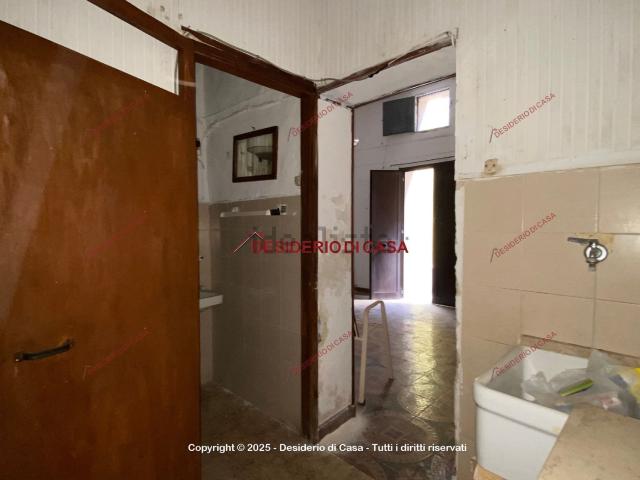 Appartamento in vendita di 70 m² in Via Francesco Crispi, 56