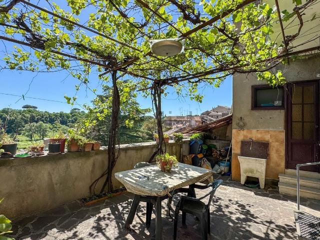 Appartamento in vendita di 70 m² in Via Furio Camillo, 69