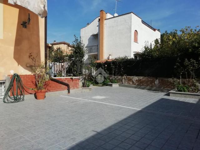 Appartamento in vendita di 70 m² in Via Gabriele D&apos Annunzio, 64