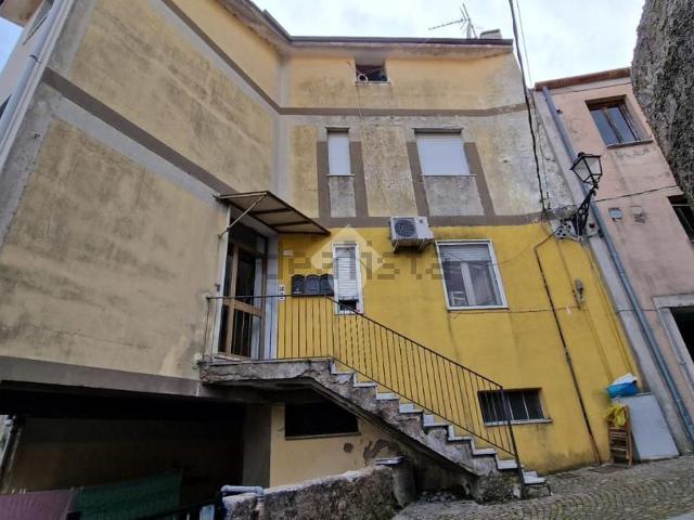 Appartamento in vendita di 70 m² in Via Genovesi, 36