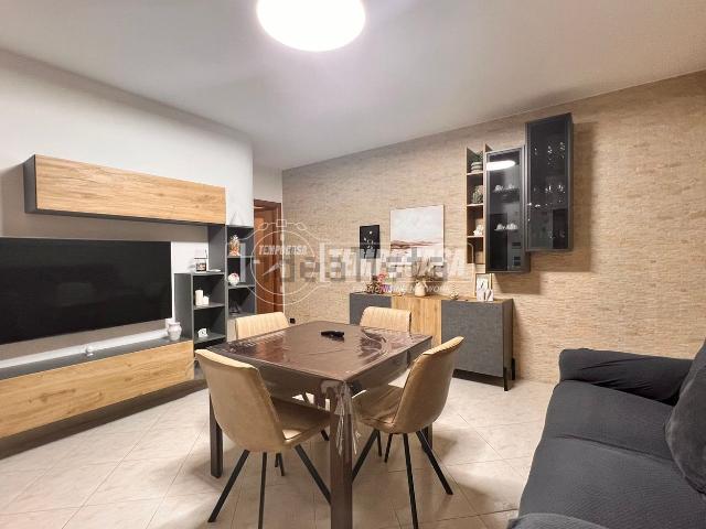 Appartamento in vendita di 70 m² in Via Giacinto Antonelli