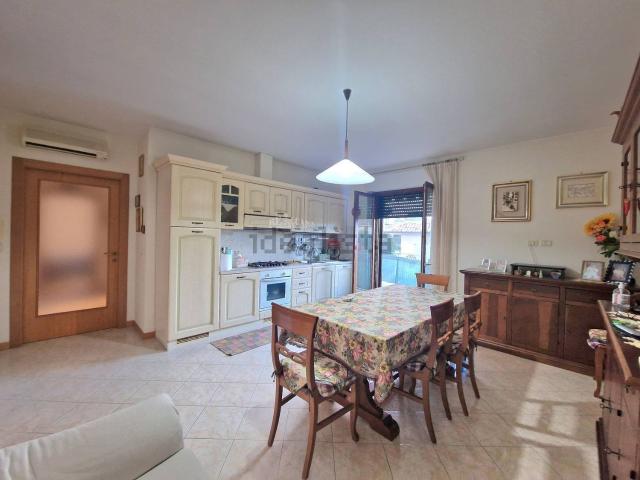 Appartamento in vendita di 70 m² in Via Giacomo Matteotti, 13