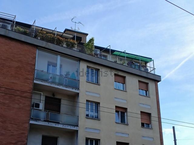 Appartamento in vendita di 70 m² in Via Giuseppe Massarenti, 219