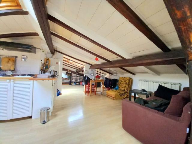 Appartamento in vendita di 70 m² in Via Giuseppe Massarenti, 91