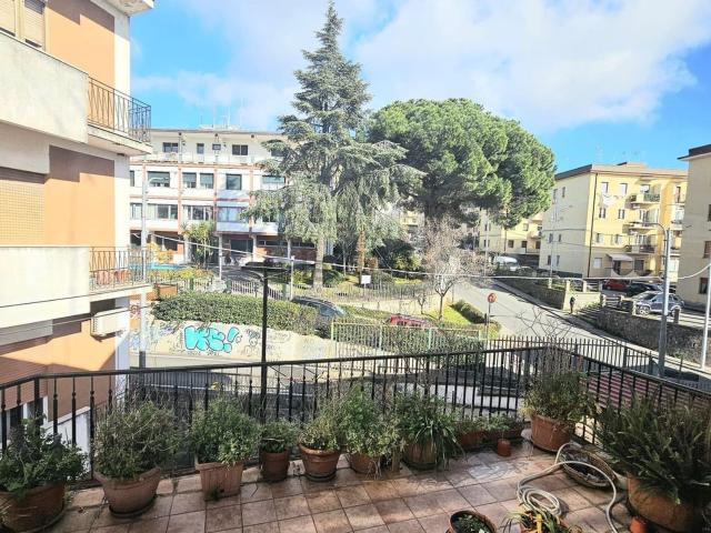 Appartamento in vendita di 70 m² in Via Giuseppe Schiavi, 4