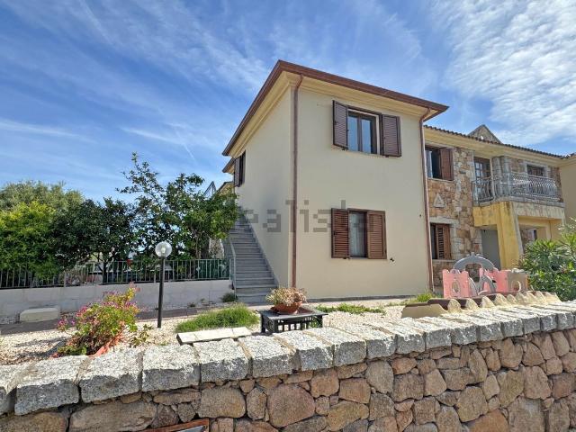 Appartamento in vendita di 70 m² in Via Grazia Deledda, 4