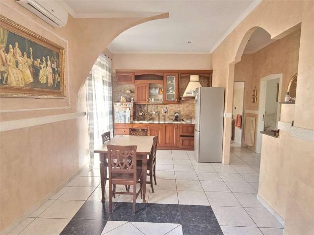 Appartamento in vendita di 70 m² in Via Ischia, 43