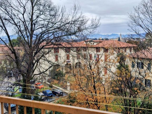 Appartamento in vendita di 70 m² in Via Jacopo da Trezzo