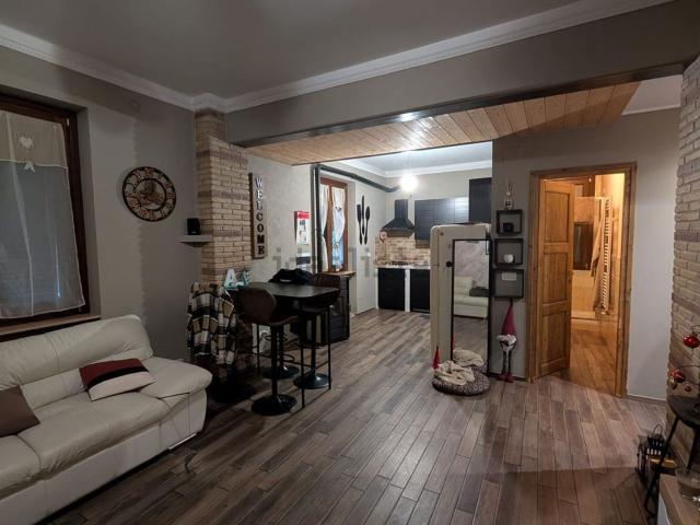 Appartamento in vendita di 70 m² in Via Mainoso