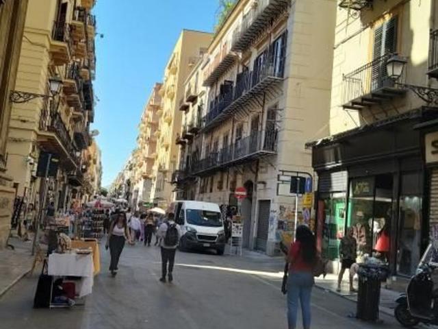 Appartamento in vendita di 70 m² in Via maqueda