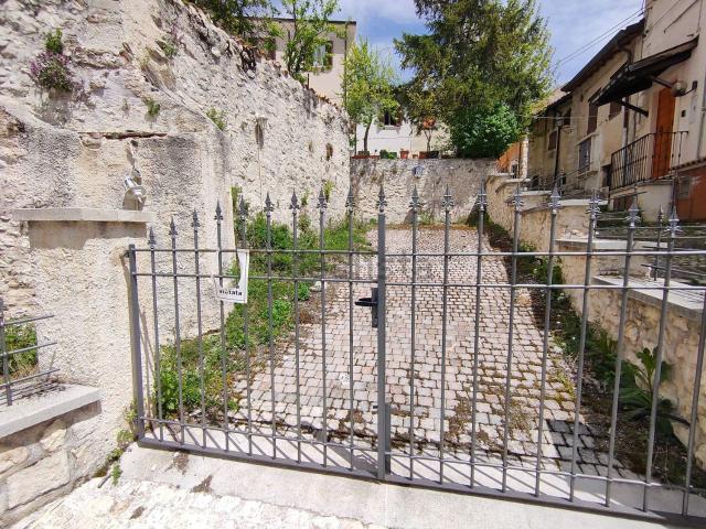 Appartamento in vendita di 70 m² in Via Massimiliano Benedetti