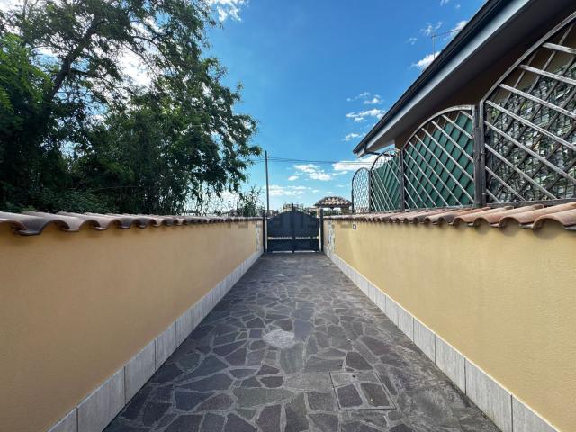 Appartamento in vendita di 70 m² in Via Monte Solarolo, 179