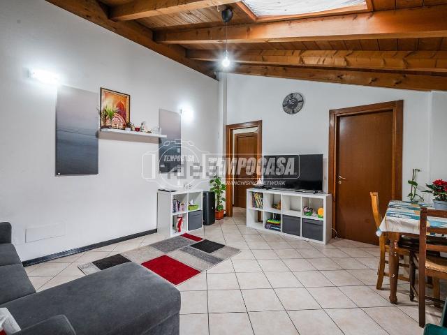 Appartamento in vendita di 70 m² in Via Modena, 91