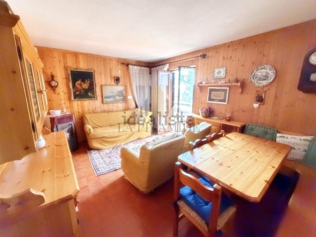 Appartamento in vendita di 70 m² in Via Petrarca, 94