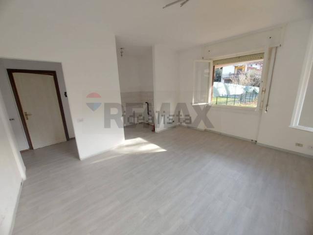 Appartamento in vendita di 70 m² in Via Provinciale Per Orino, 4