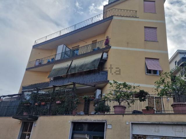 Appartamento in vendita di 70 m² in Via Prospero Santacroce, 154