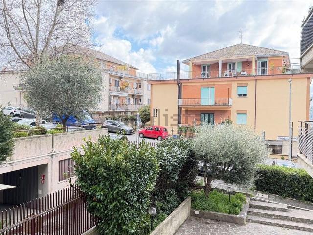 Appartamento in vendita di 70 m² in Via Pratolungo, 5