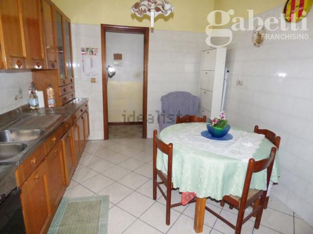 Appartamento in vendita di 70 m² in Via R. Pilo, 30