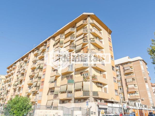 Appartamento in vendita di 70 m² in Via Rosa Guarnieri Carducci, 13