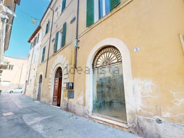 Appartamento in vendita di 70 m² in Via Santa Cecilia, 5