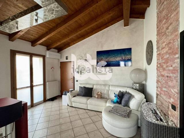 Appartamento in vendita di 70 m² in Via Santa Maria, 11