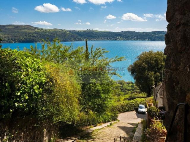 Appartamento in vendita di 70 m² in Via San Clemente