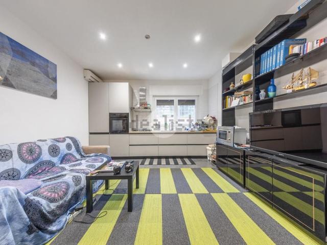 Appartamento in vendita di 70 m² in Via Squillace, 71