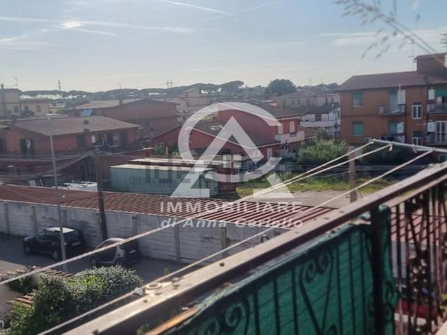 Appartamento in vendita di 70 m² in Via Staffolo, 65