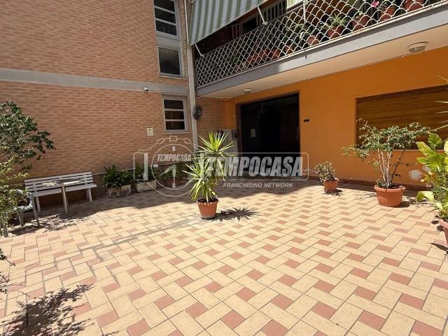Appartamento in vendita di 70 m² in Viale Maria Bakunin