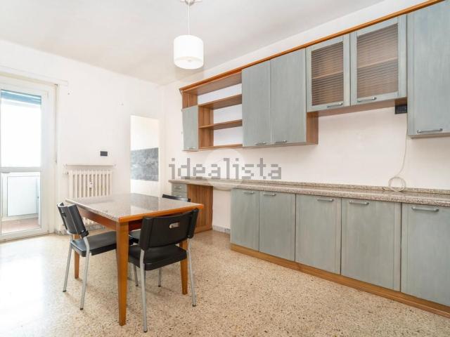 Appartamento in vendita di 84 m² in Via Cavour, 7
