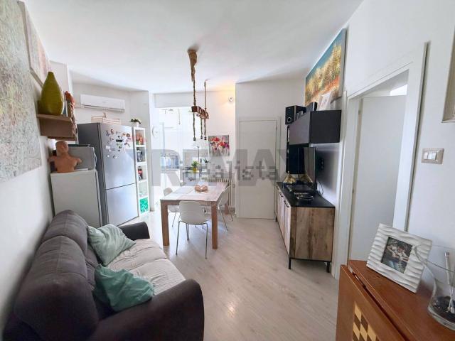 Appartamento in vendita di 70 m² in Viale degli Aviatori, 14