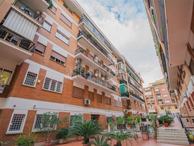 Appartamento in vendita di 70 m² in Viale dei Colli Portuensi