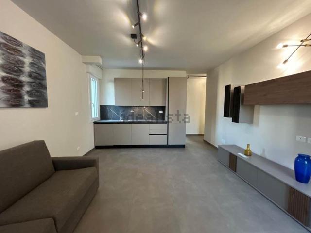 Appartamento in vendita di 70 m² in Viale Giacomo Leopardi, 25