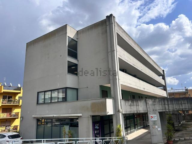 Appartamento in vendita di 70 m² in Viale Ivanoe Bonomi, 13