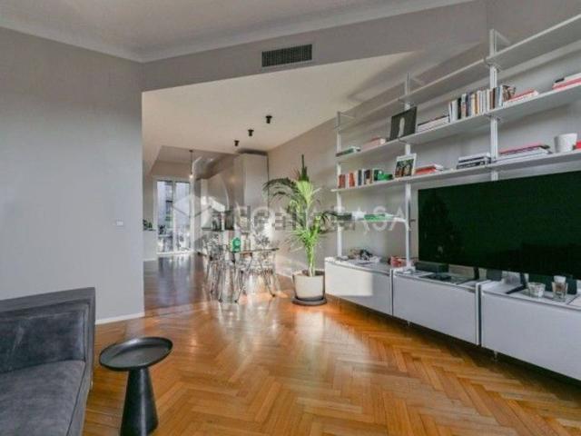 Appartamento in vendita di 70 m² in Viale Regina Giovanna, 15