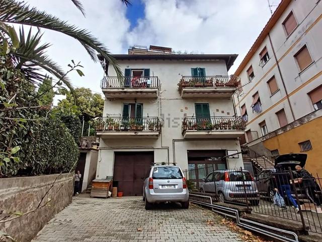 Appartamento in vendita di 70 m² in Viale V. Veneto