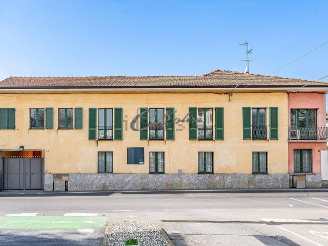 Appartamento in vendita di 710 m² in Via Como, 13