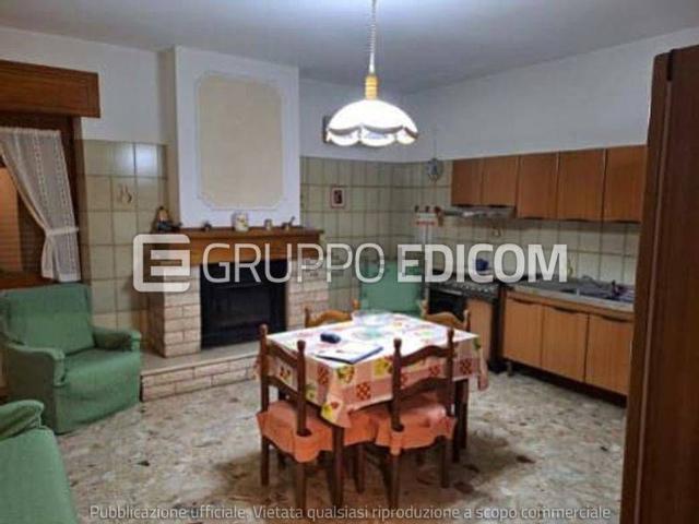 Appartamento in vendita di 715 m² in Via Carusa