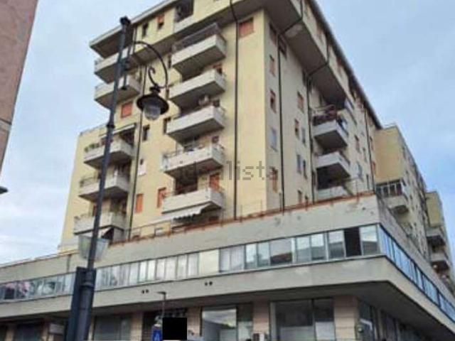 Appartamento in vendita di 71 m² in Corso Mazzini Giuseppe, 10