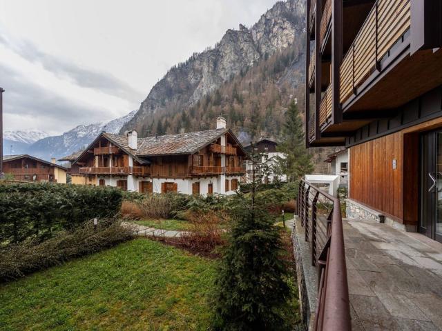 Appartamento in vendita di 71 m² in Strada Larzey