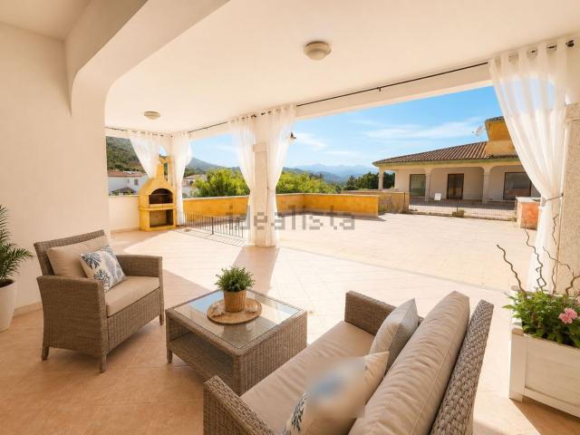 Appartamento in vendita di 71 m² in Strada Statale 125 Orientale Sarda, 3