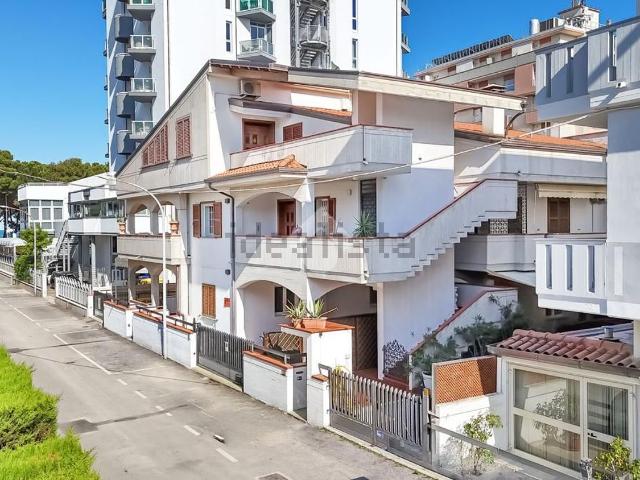 Appartamento in vendita di 71 m² in Via Umbria, 1