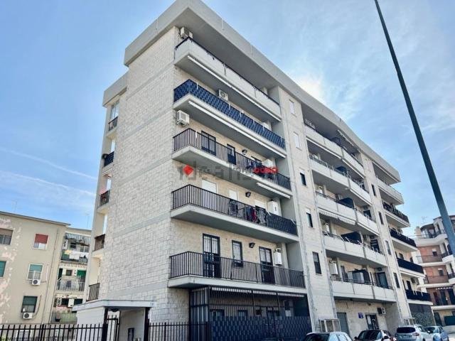 Appartamento in vendita di 71 m² in Via Alberto Amorico, 12