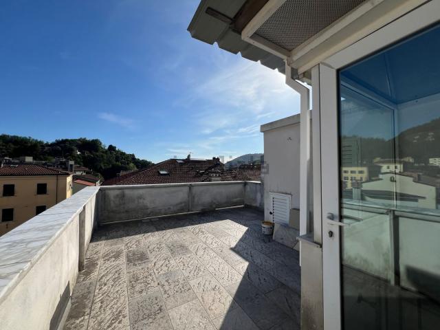 Appartamento in vendita di 71 m² in Via Alfredo Ceci, 3